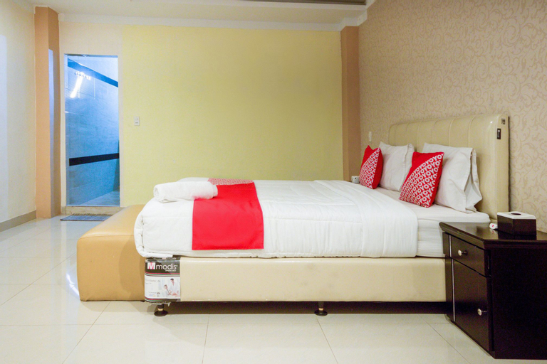 OYO 3023 Yellow Residence, Medan