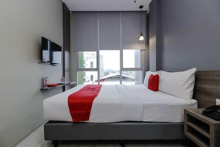 RedDoorz Plus near Tebet, South Jakarta