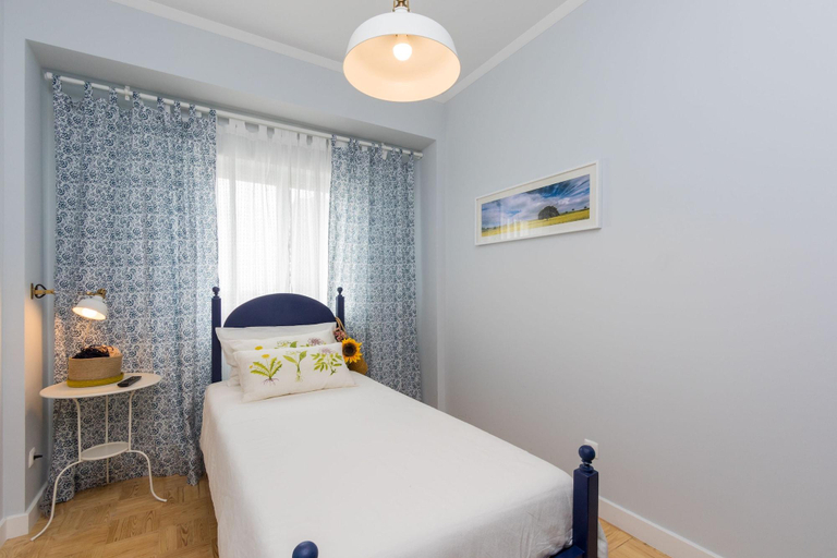 Bedroom 3, Lisbon Airport Hostel, Lisbon