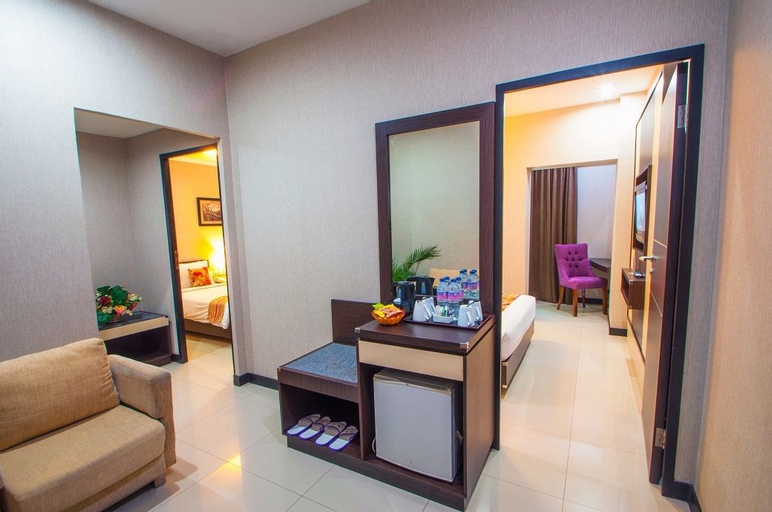 Daima Hotel Padang, Padang