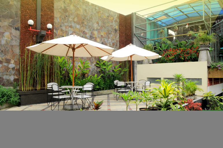 NUWIS Hotel & Convention, Semarang