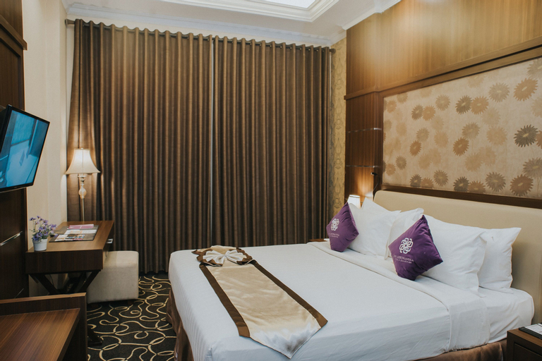 Bedroom 25