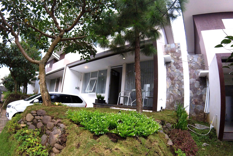 Exterior & Views 5, Mutiara Home Villa Garut, Garut