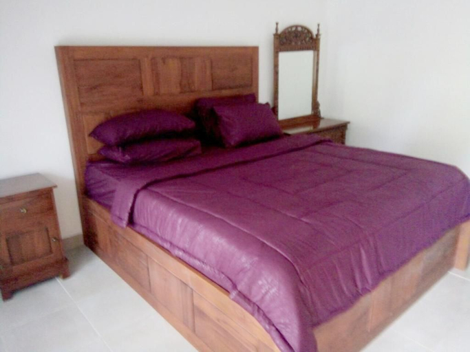 Bedroom 1, Belongs Beach Bungalow, Klungkung