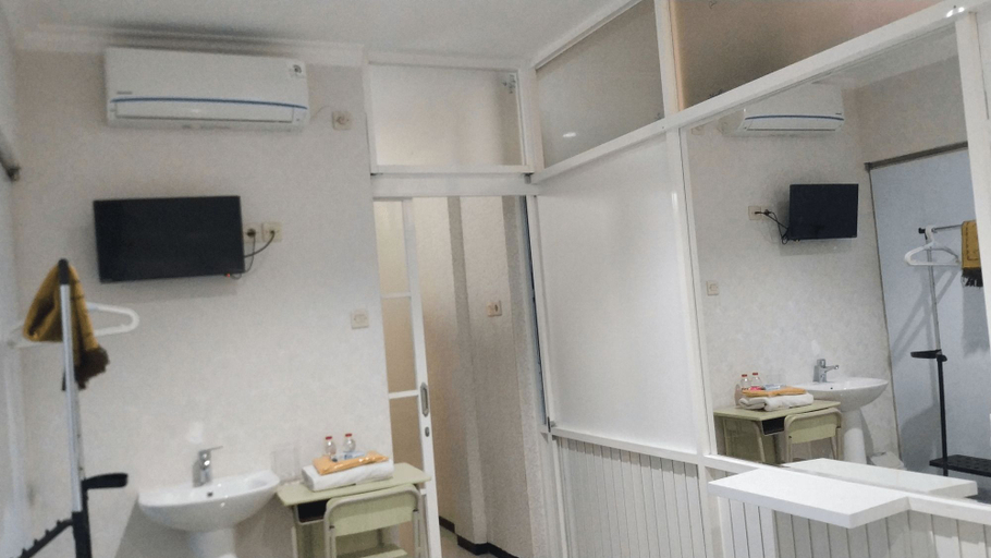 Others 5, Rumah Tamu Syariah Moulase Center Blimbing, Malang