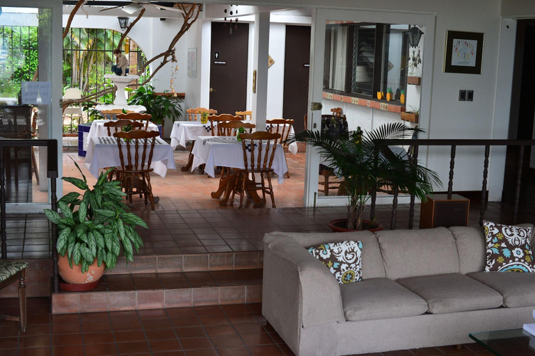 Public Area 3, Posada El Quijote, Escazú