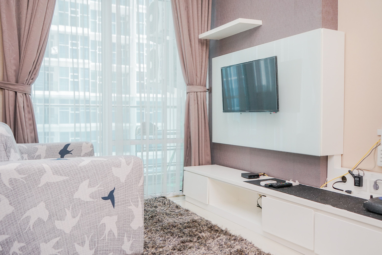 Bathroom 4, Great Choice 1BR at Brooklyn Alam Sutera Apartment By Travelio, Tangerang