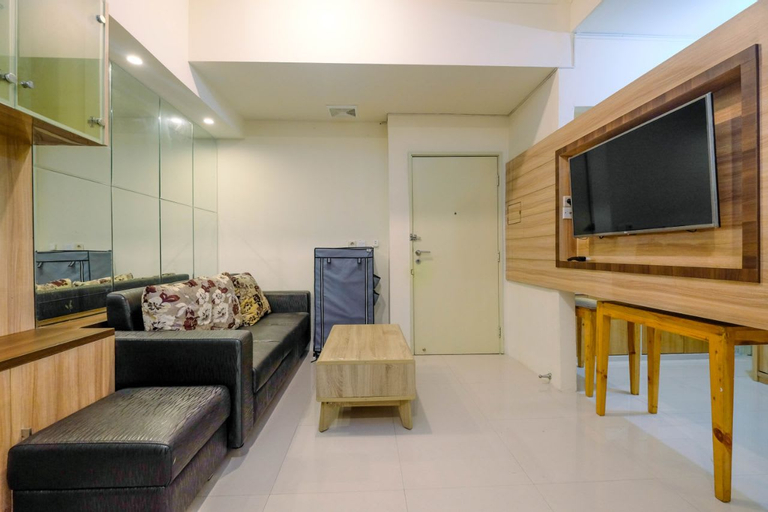 Strategic 2BR Apartment with Workspace @ Season City By Travelio, West Jakarta