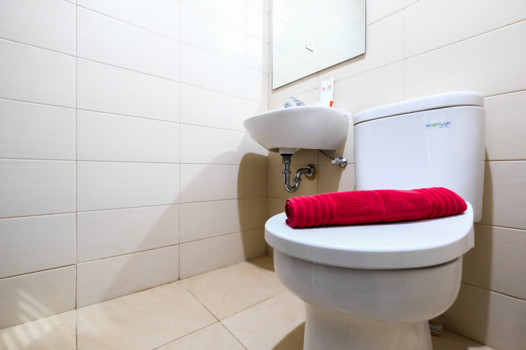 Bedroom 5, 1BR Sky Terrace Lagoon Condo Apartment near Daan Mogot Mall By Travelio, West Jakarta