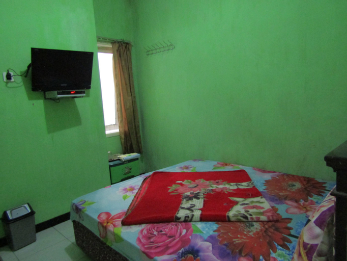 Bedroom 4, Hotel Nirmala, Magetan
