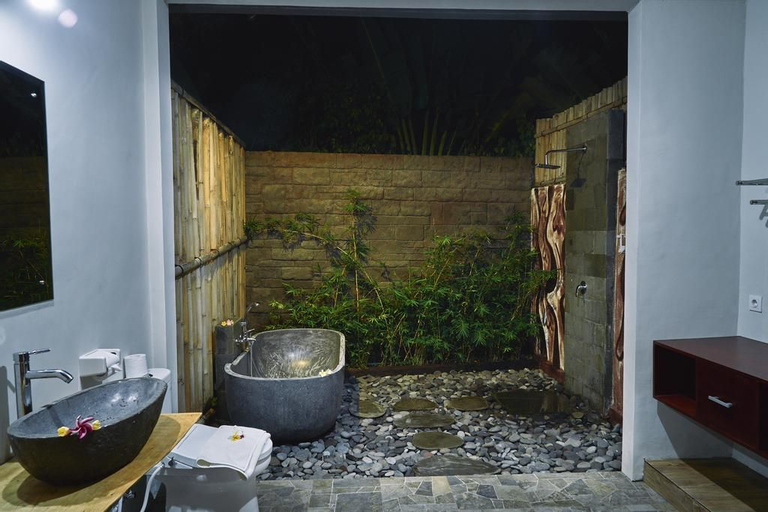 Bathroom 6