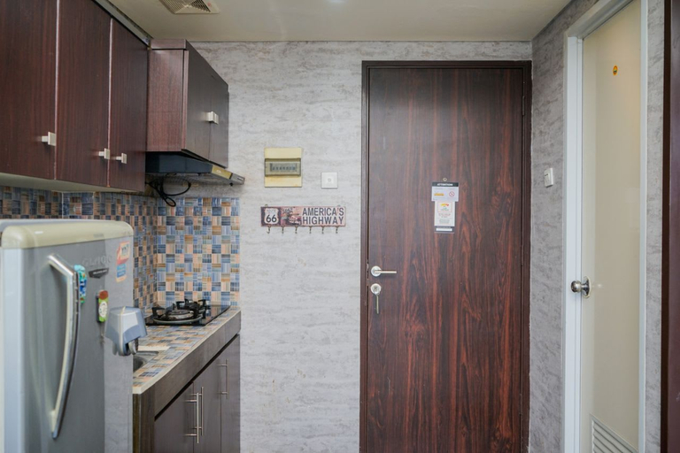 Others 2, Relieved 1BR Apartment at Serpong Greenview By Travelio, South Tangerang