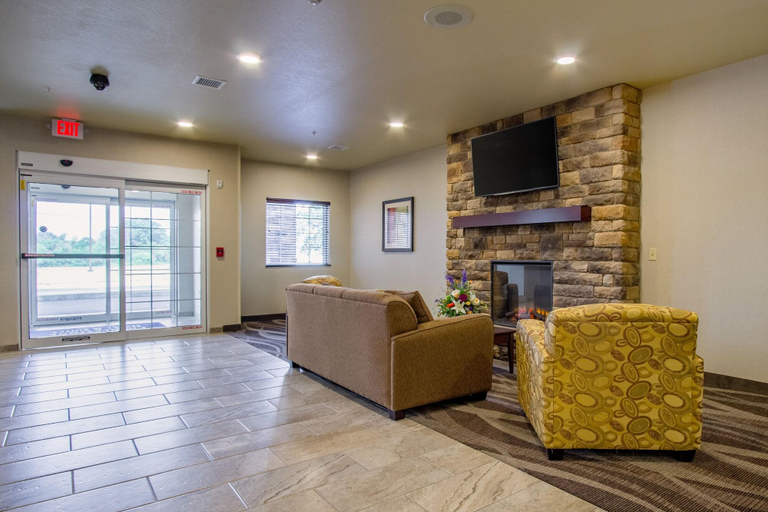 Public Area 2, Cobblestone Hotel & Suites - Orrville, Wayne