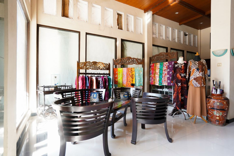 OYO 1430 Hotel Ratna Syariah, Probolinggo
