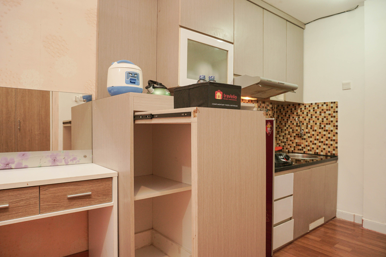 Others 4, Fully Furnished With Comfortable Design Studio Sunter Park View Apartment By Travelio, Jakarta Utara