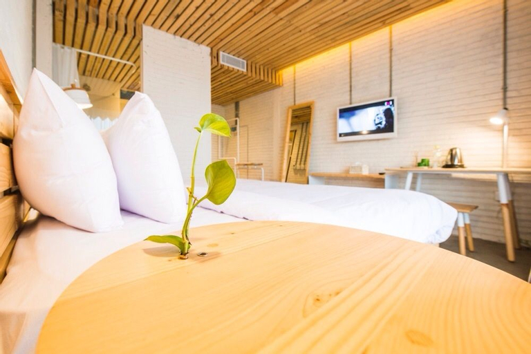 Bedroom 15