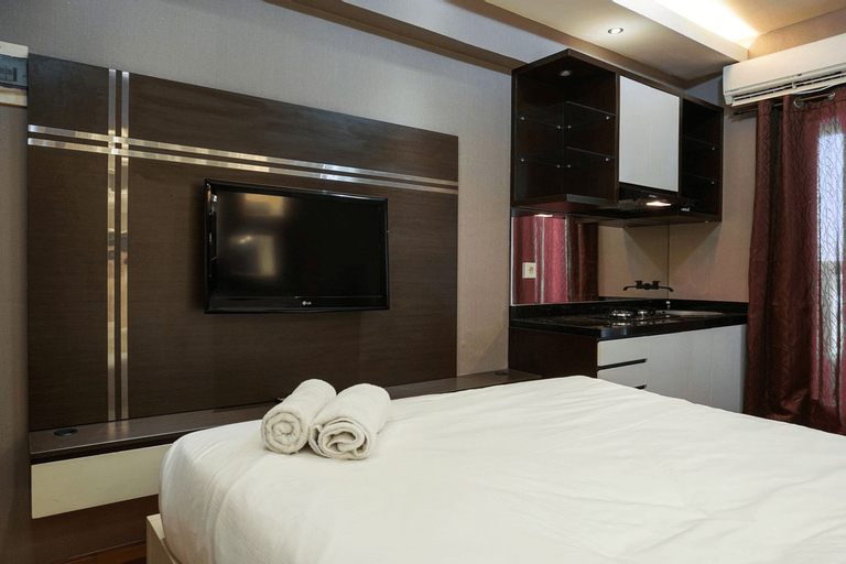 Sport & Beauty 5, Comfortable Studio @ Green Bay Pluit Apartment By Travelio, North Jakarta