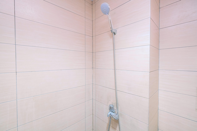 Public Area, Warm and Cozy @ Studio Margonda Residence 5 Apartment By Travelio, Depok