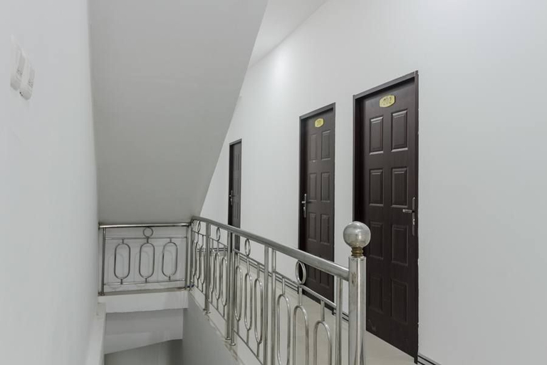 Exterior & Views 3, RedDoorz near Mall SKA Pekanbaru, Pekanbaru