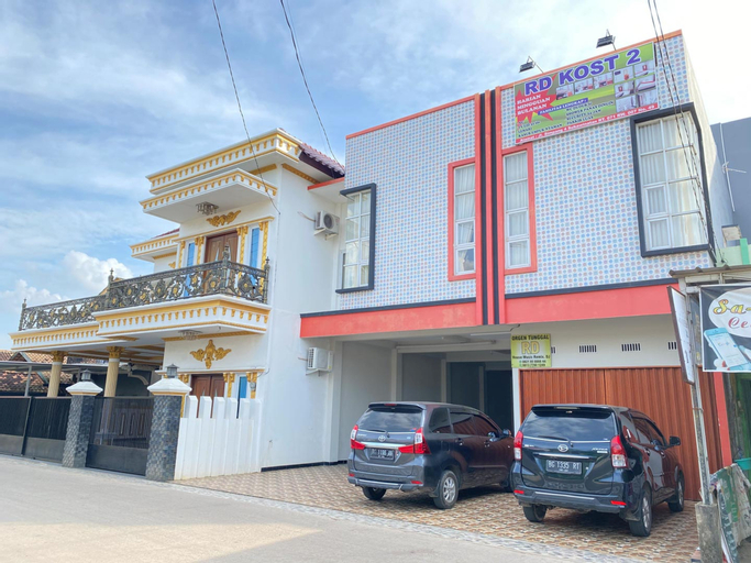 RedDoorz @ Jalan Sukawinatan Palembang, Palembang