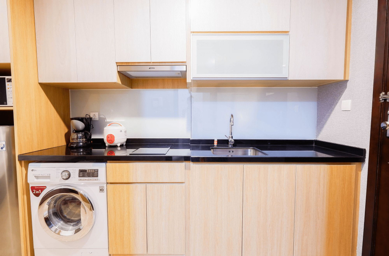 Luxurious Studio Room At Menteng Park Apartment by Travelio, Central Jakarta
