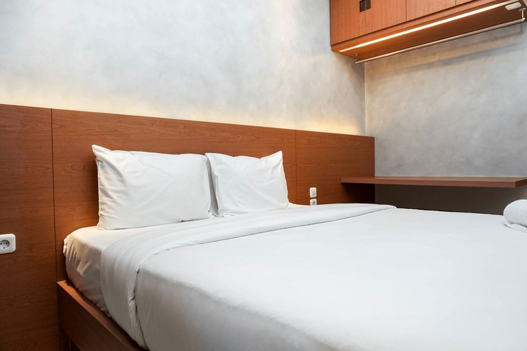Bedroom 5, Relaxing Studio Puri Mansion Apartment By Travelio, West Jakarta