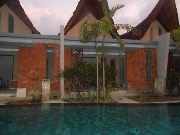 Swimming Pool 14