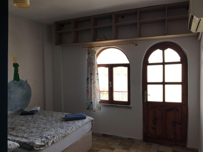 Bedroom 4, El Camino Hostel & Pub, Fethiye