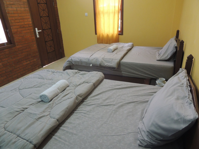 Bedroom 4, Penginapan Wardi Syariah Borobudur by Ndalem Beong, Magelang