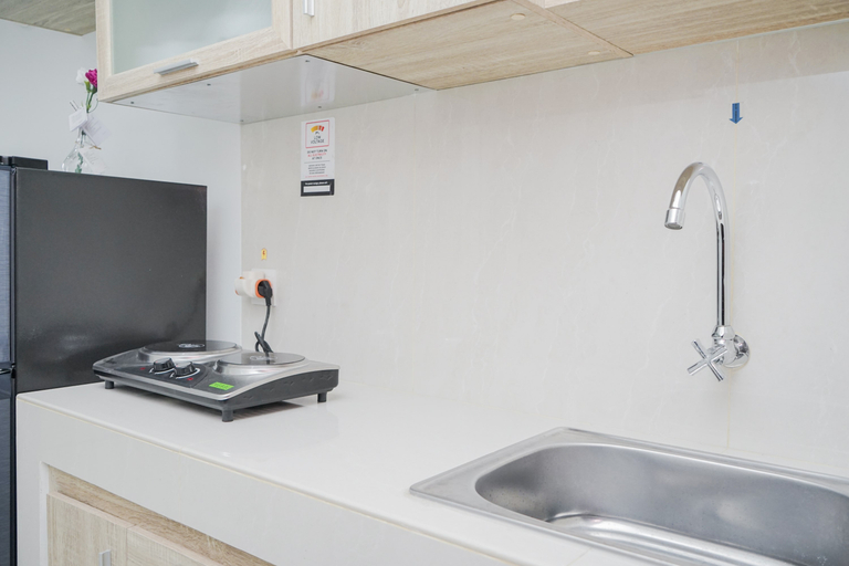 Others 4, Comfort and Minimalist Studio Apartment at Springwood Residence By Travelio, Tangerang