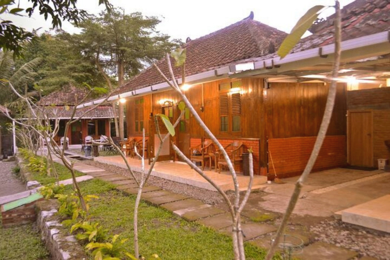The Cabin Garden Villa, Sleman