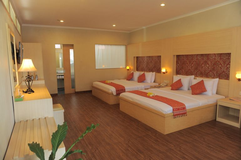 NUWIS Hotel & Convention, Semarang