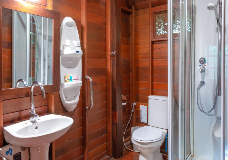 Bathroom 5, Phuwanalee Resort Khao Yai, Pak Chong