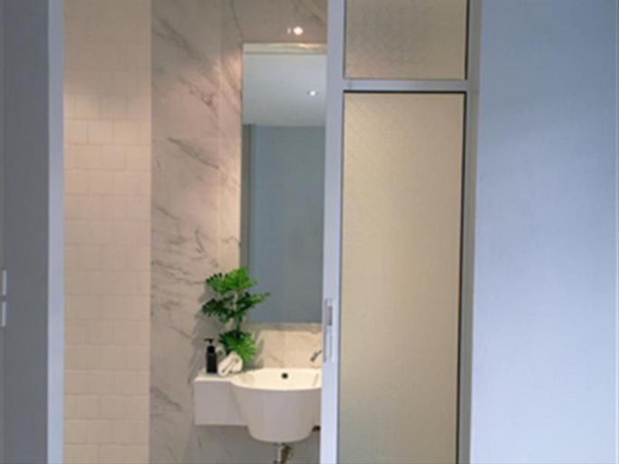 Bathroom 5