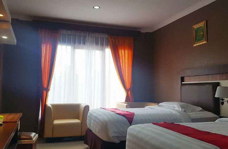 Hotel Sakura Syariah Room Type - Grand Deluxe Room