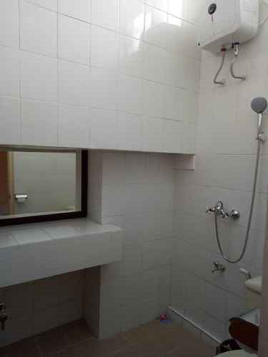 Bedroom 5, Kusuma Kartikasari Hotel, Solo