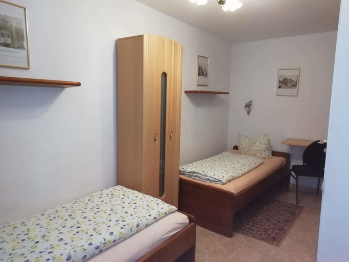Bedroom 5, Hotel Heinzelma Nnchen, Köln