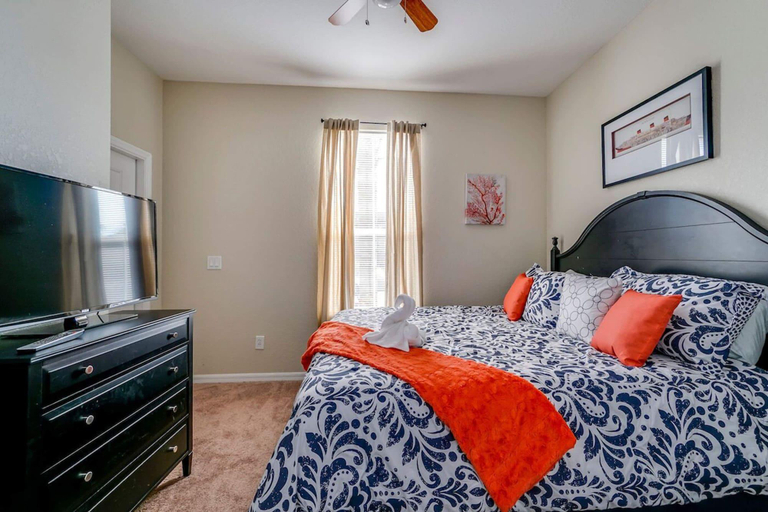 Bedroom 3, Regal Paradise, Polk