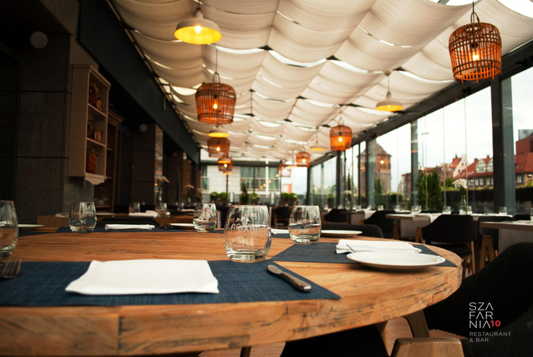 Food & Drinks 5, Marina Club Hotel, Gdańsk City