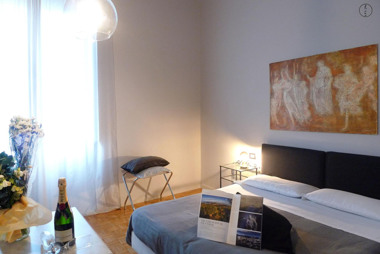 Bedroom 4, Relais Stibbert Florence, Florence