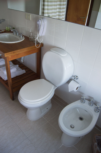 Bathroom, Hosteria La Estepa, Lago Argentino