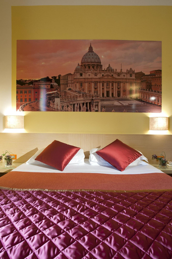 Bedroom 2, La Mongolfiera Rooms, Roma