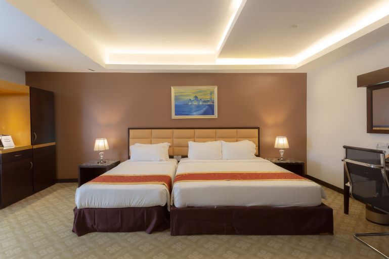 Bedroom 3, Hallmark Crown Hotel, Malacca City