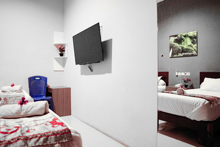 Bedroom 27