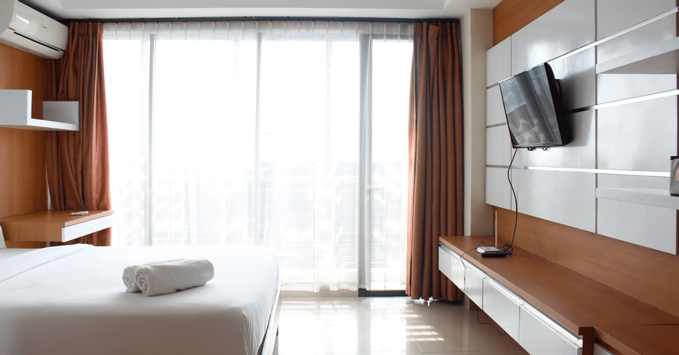 Bedroom 4, Cozy Studio Apartment at Beverly Dago Residence By Travelio, Bandung