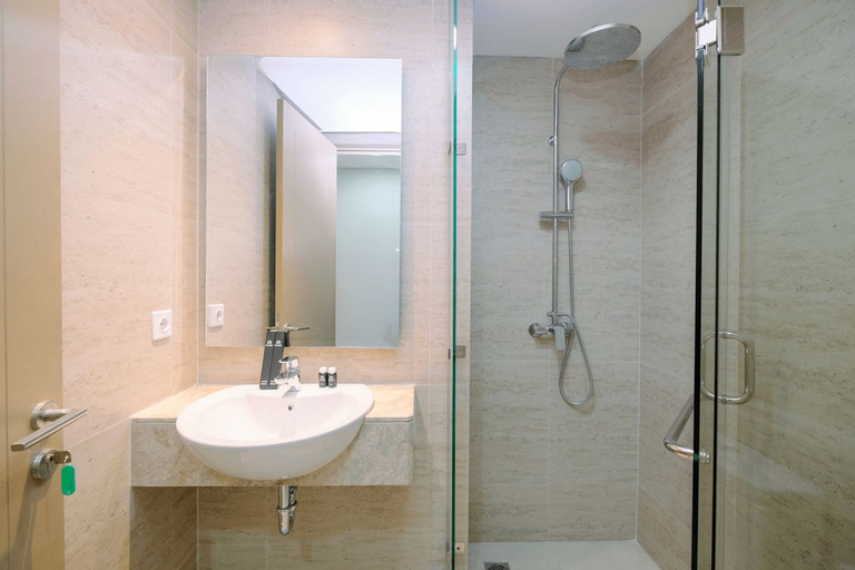 Bedroom 4, New Furnished 1BR Apartment at Gold Coast near PIK By Travelio, North Jakarta