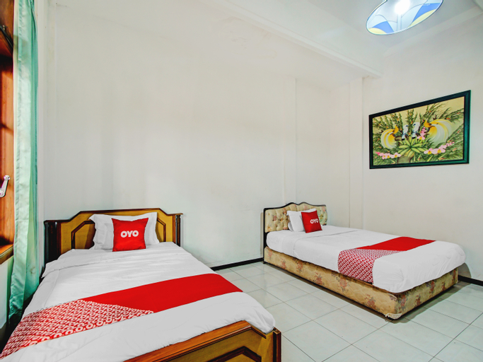 Bedroom 3, Urbanview Hotel Near Jatim Park 1 by RedDoorz, Malang