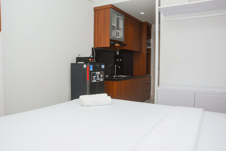 Bedroom 3, Comfy Studio Room at Patraland Urbano Apartment By Travelio, Bekasi