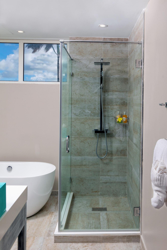 Bathroom 5, Luxury Collection At Sea Breeze Beach House By Oce