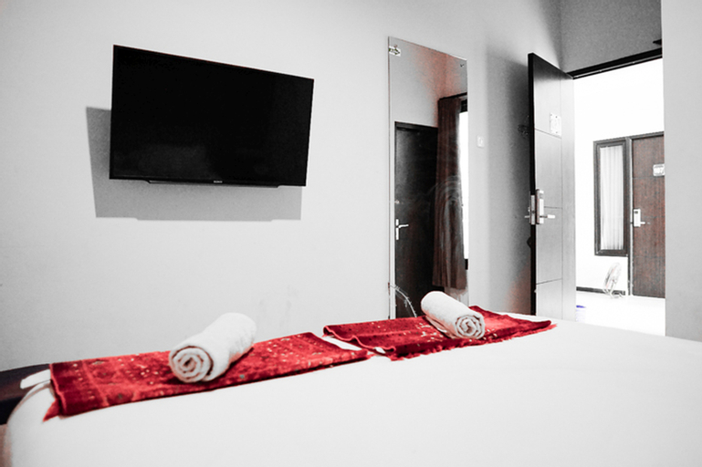 Bedroom 13